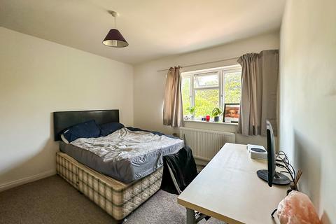 1 bedroom in a house share to rent, Kendal Way, Cambridge CB4