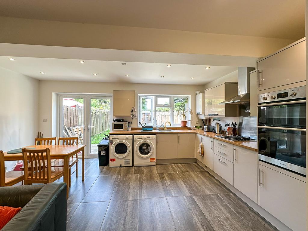 Communal living space and kitchen (10)