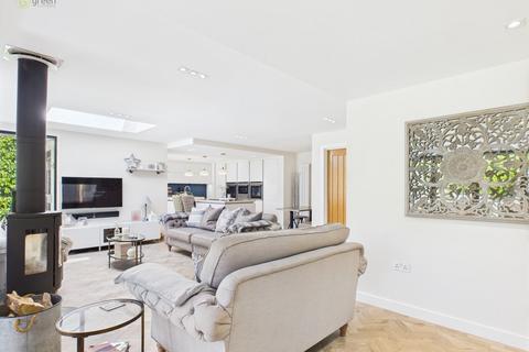5 bedroom detached house for sale, Bedford Road, Sutton Coldfield B75