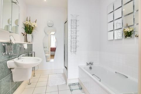 3 bedroom apartment to rent, St James Place, Edgbaston B15