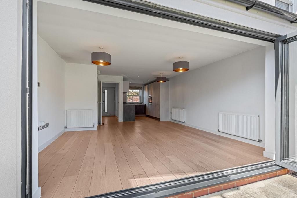 2 The Middle Yard-3.jpg