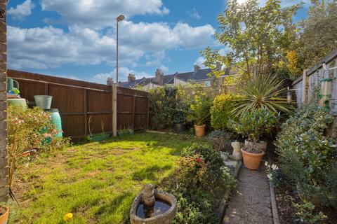 2 bedroom semi-detached house for sale, St. Davids Road, Ramsgate, Kent, CT11