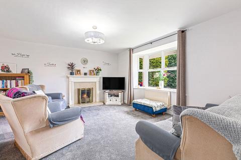 4 bedroom detached house for sale, Chestnut Close, Leicester LE9