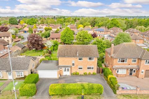 4 bedroom detached house for sale, Belton Lane, Grantham NG31