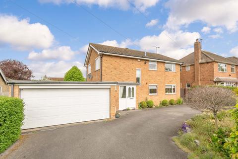 4 bedroom detached house for sale, Belton Lane, Grantham NG31