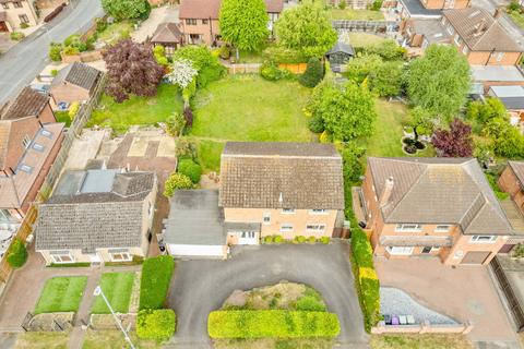 4 bedroom detached house for sale, Belton Lane, Grantham NG31