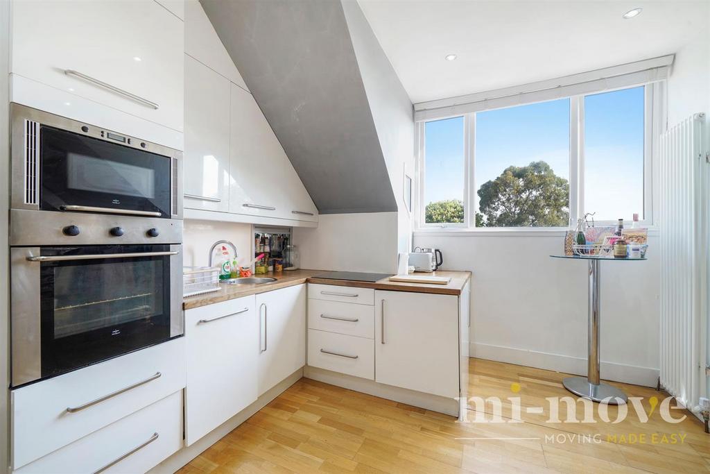 Flat 4, 90 Home Park Road - LUv AVV85 WKEjy4cqb7dv.j