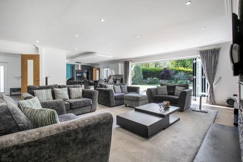 4 bedroom detached house for sale, Egmont Drive, Ringwood, Dorset, BH24