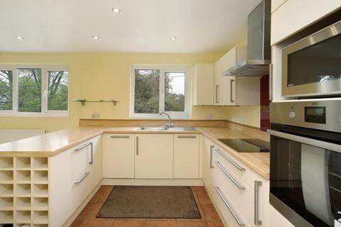 Treetops Village Road, Christow, Exeter, EX6 7LX