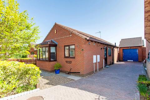 2 bedroom detached bungalow for sale, Hartington Drive, Creswell, S80