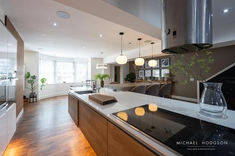 4 bedroom terraced house for sale, Belford Terrace East, Ashbrooke, Sunderland