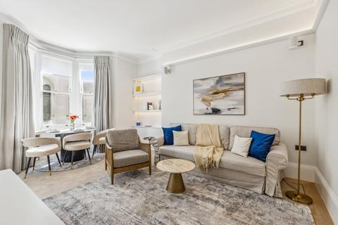 Flat 1, 7 Wilbraham Place, London, SW1X 9AE