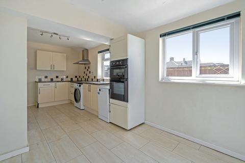 2 bedroom bungalow for sale, Ryelands Road, Gloucestershire GL10
