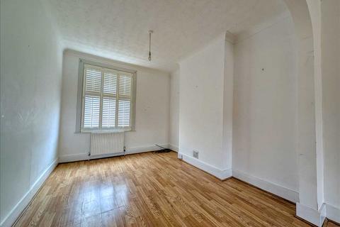 2 bedroom terraced house for sale, Frinton on Sea CO13