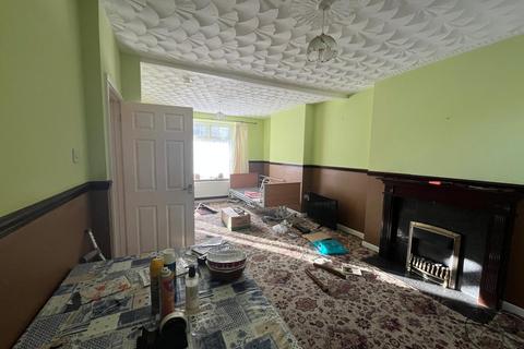 3 bedroom end of terrace house for sale, Park Place, Bargoed CF81