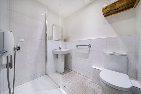 2 Corunna Close, Hythe, CT21 5EA