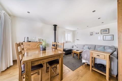 2 Corunna Close, Hythe, CT21 5EA