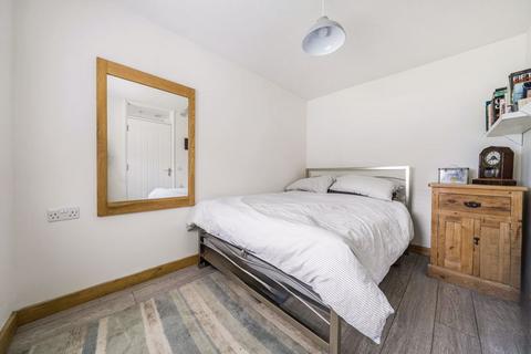 2 Corunna Close, Hythe, CT21 5EA