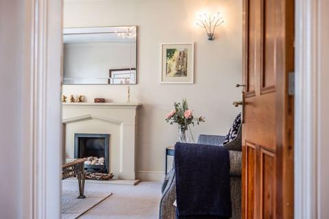 61 Hardwick Road, Sutton Coldfield, B74 3DN
