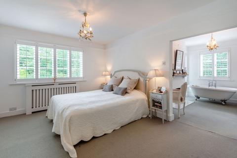 Field House Franksfield, Peaslake, Guildford, GU5 9SS
