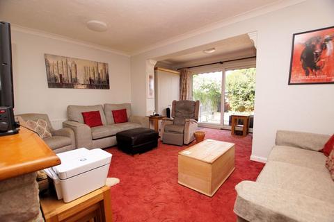 3 bedroom detached house for sale, Kittiwake Close, Gosport PO13