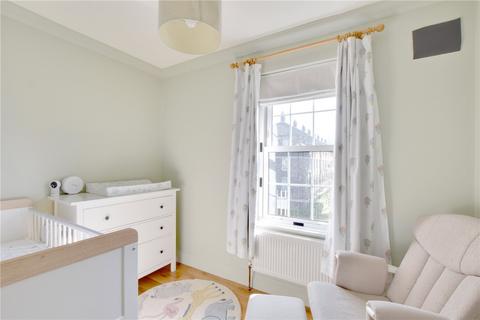 16 Paragon Place, London, SE3 0SP
