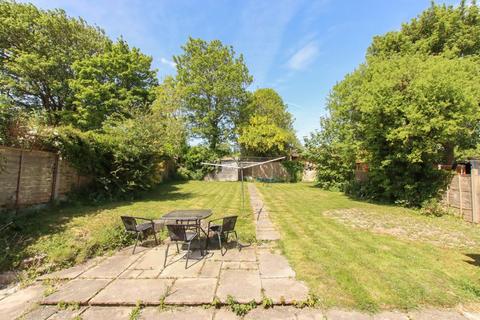 undefined, Dunston Hill, Tring