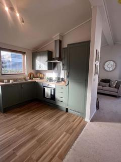 2 bedroom park home for sale, Swindon SN25