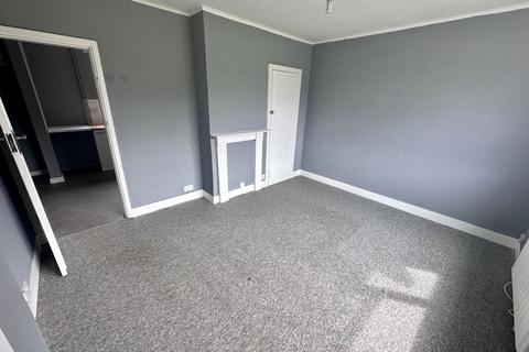 2 bedroom terraced house to rent, Barsham Close, Fakenham NR21
