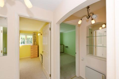 2 bedroom retirement property for sale, 17 Rosendale Way, Cheshunt EN7