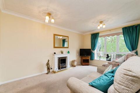 1 bedroom retirement property for sale, Thicket Road, Sutton SM1