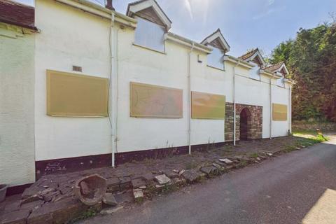 undefined, Newport TF10
