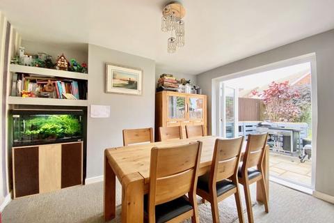 30 Great Close, South Witham, Grantham, NG33 5QJ