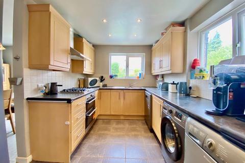 30 Great Close, South Witham, Grantham, NG33 5QJ