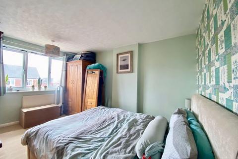 30 Great Close, South Witham, Grantham, NG33 5QJ