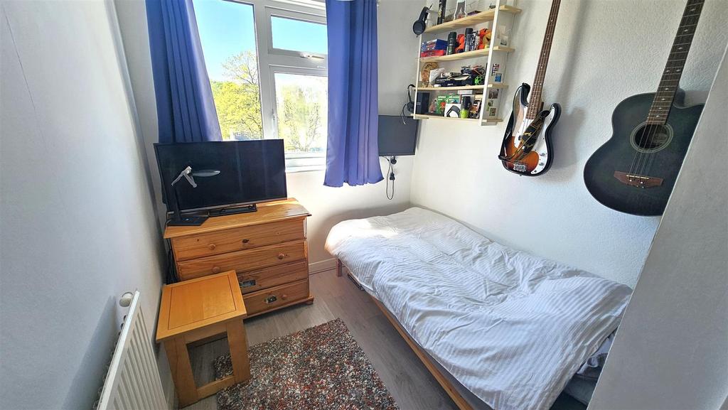 Bedroom 3.jpg
