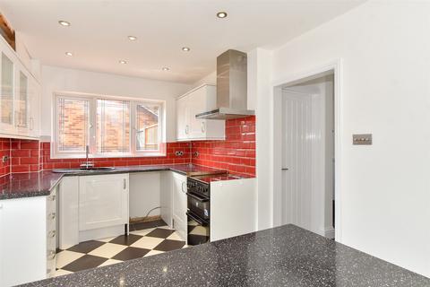 3 bedroom detached house for sale, Wethersfield Way, Wickford, Essex