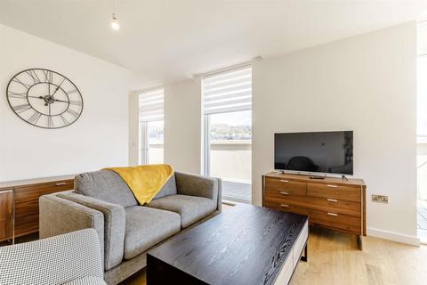 2 bedroom penthouse to rent, Matlock Spa Road, Matlock DE4
