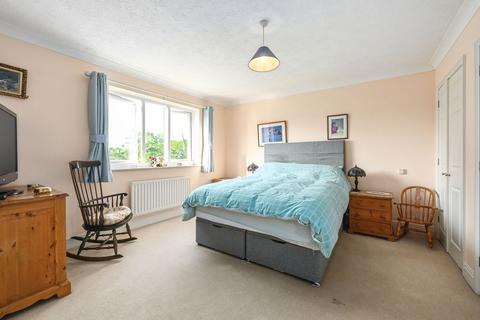 4 bedroom detached house for sale, Lovelace Court, Ashford TN26