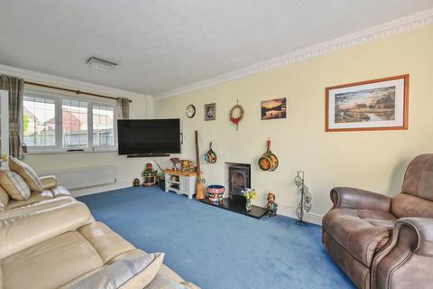 4 bedroom detached house for sale, Lovelace Court, Ashford TN26