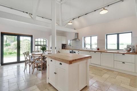 5 bedroom barn conversion for sale, Plumtree Road, Hawkenbury, Kent, TN27 9PD