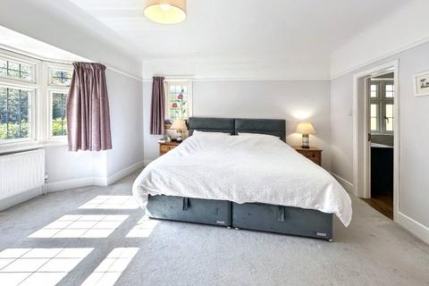 2 Nelson Road, Bournemouth, BH4 9JA