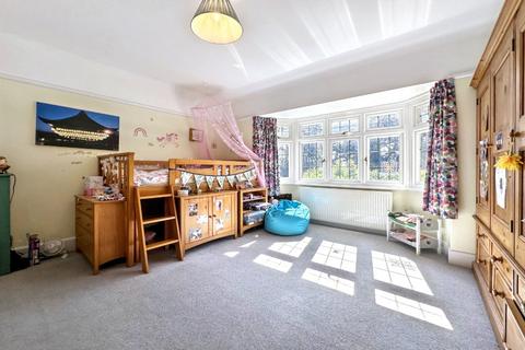 2 Nelson Road, Bournemouth, BH4 9JA