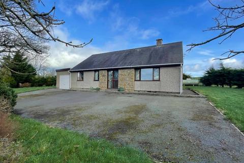 3 bedroom bungalow for sale, Tyn Lon, Holyhead, Isle of Anglesey, LL65