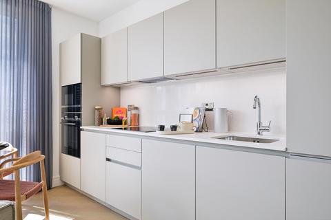 1 bedroom flat for sale, Chiswick Green, London, W4 5TD