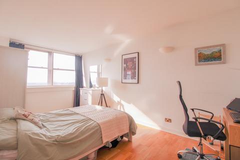 2 bedroom apartment for sale, Whitehorse Road, Croydon, CR0
