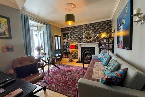 2 bedroom flat for sale, Union Street, Lochgilphead