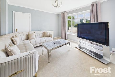 3 bedroom house to rent, Upton Court Road, Slough, Berkshire, SL3