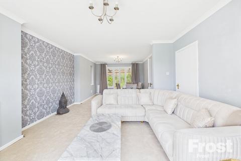 3 bedroom house to rent, Upton Court Road, Slough, Berkshire, SL3