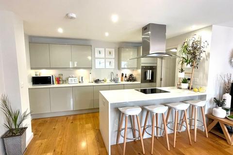 undefined, Church Road, Caversham RG4